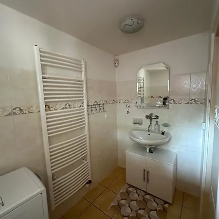 Na Soutoku Villa *